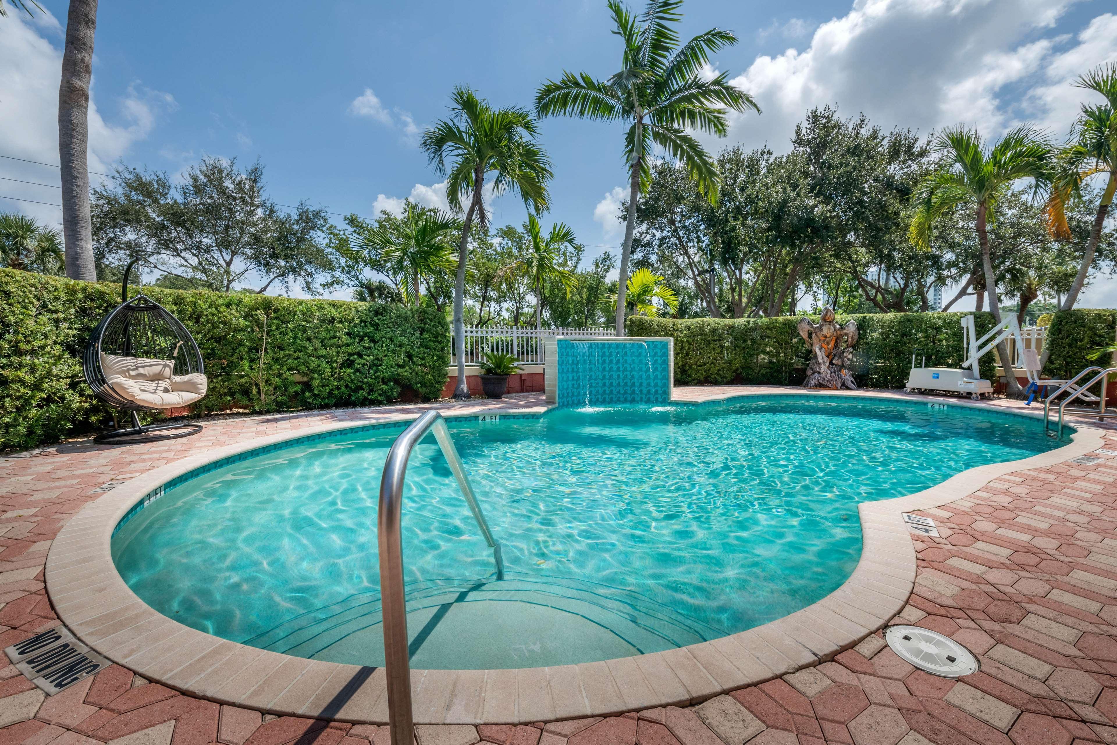 Best Western Plus Palm Beach Gardens Hotel & Suites And Conference Ct Kültér fotó